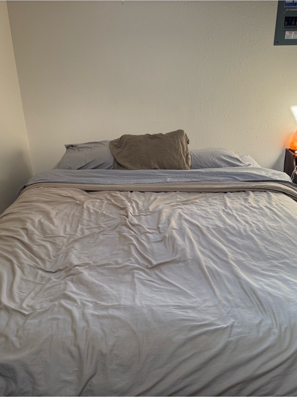 Pact Organic Room Service Sateen Duvet Cover in Home Spray Green